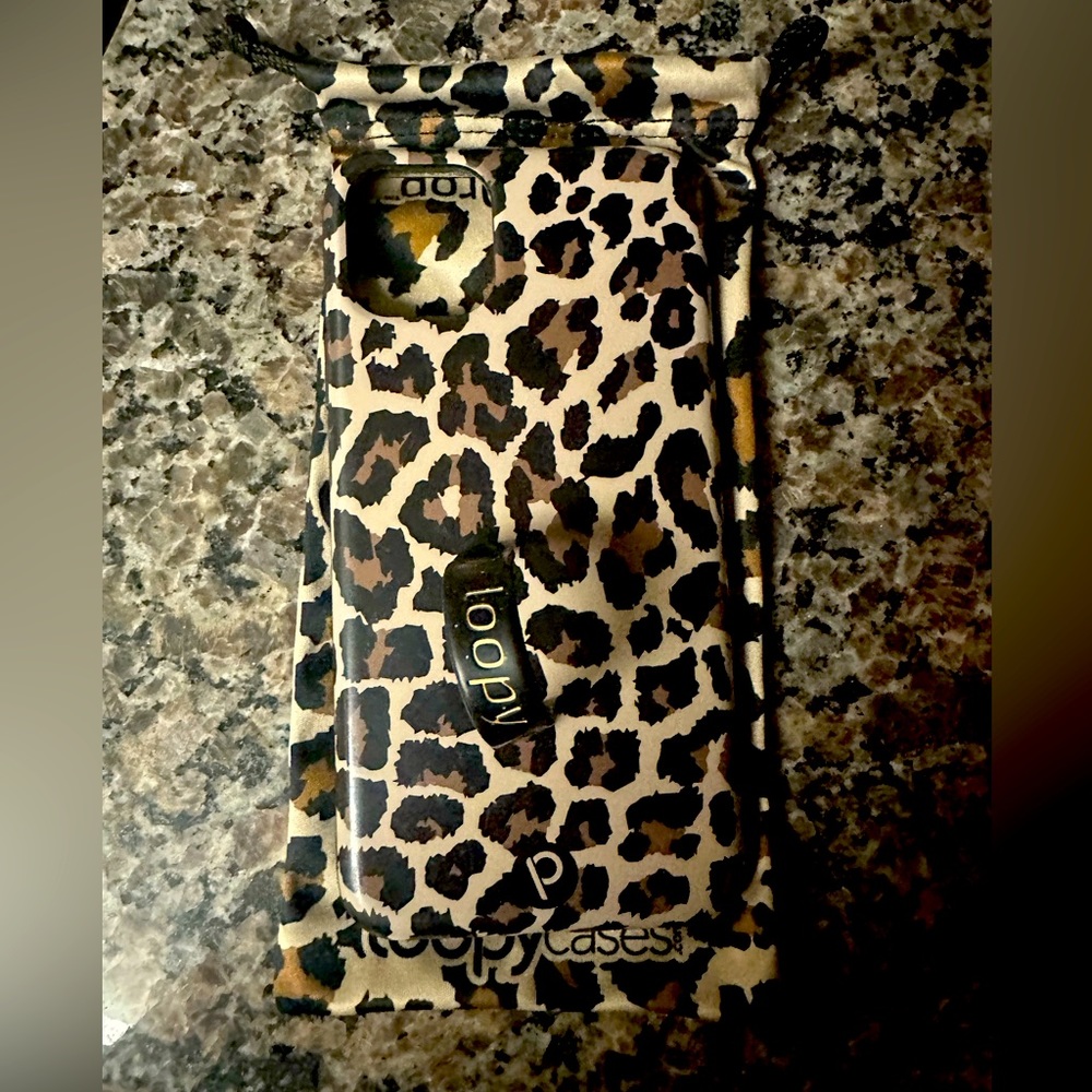 iPhone 11 Pro Max loopy case